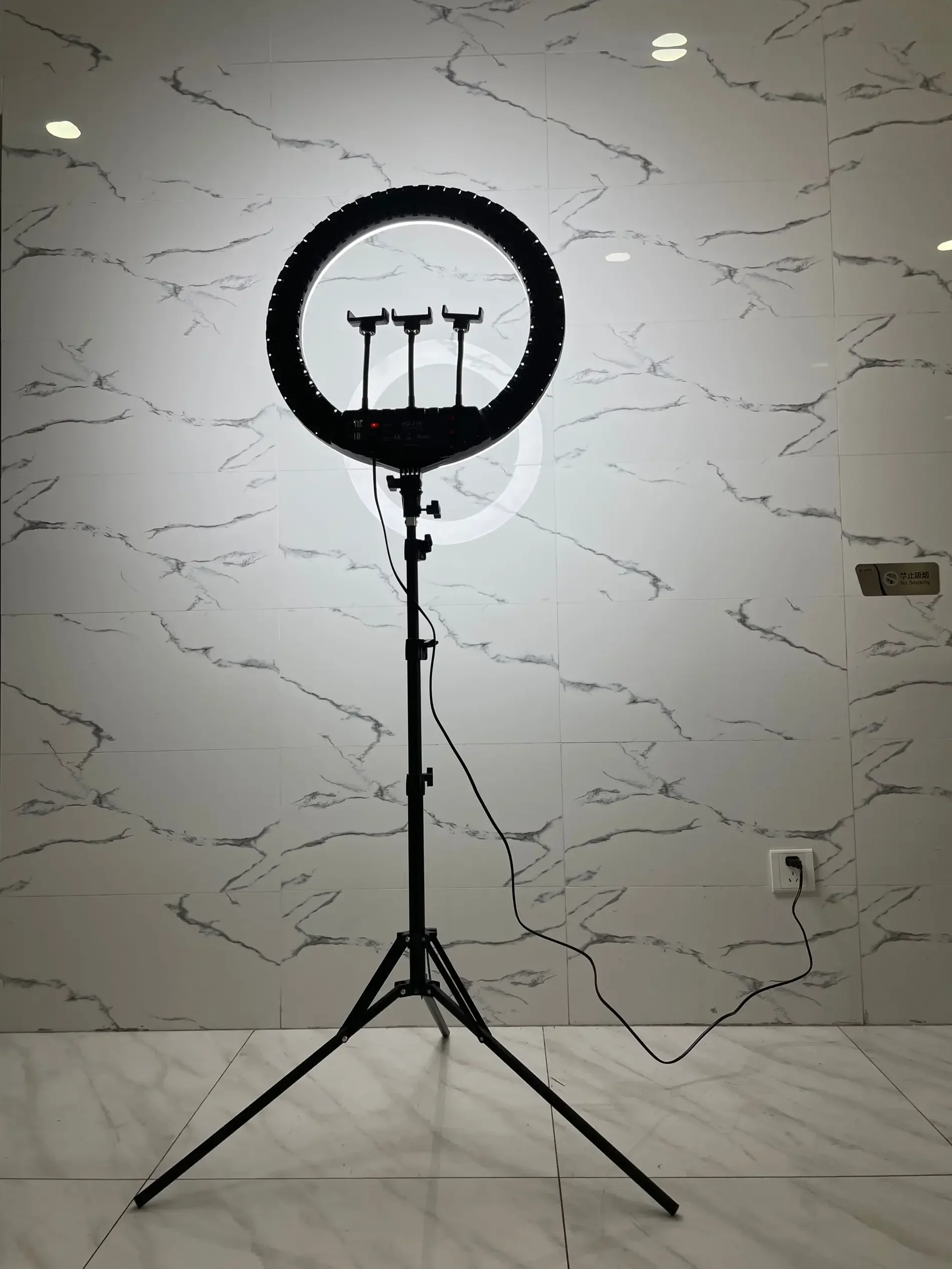 HQ-21n 21 Inch LED Ring Light  - огляд і ціна Led Ring Light