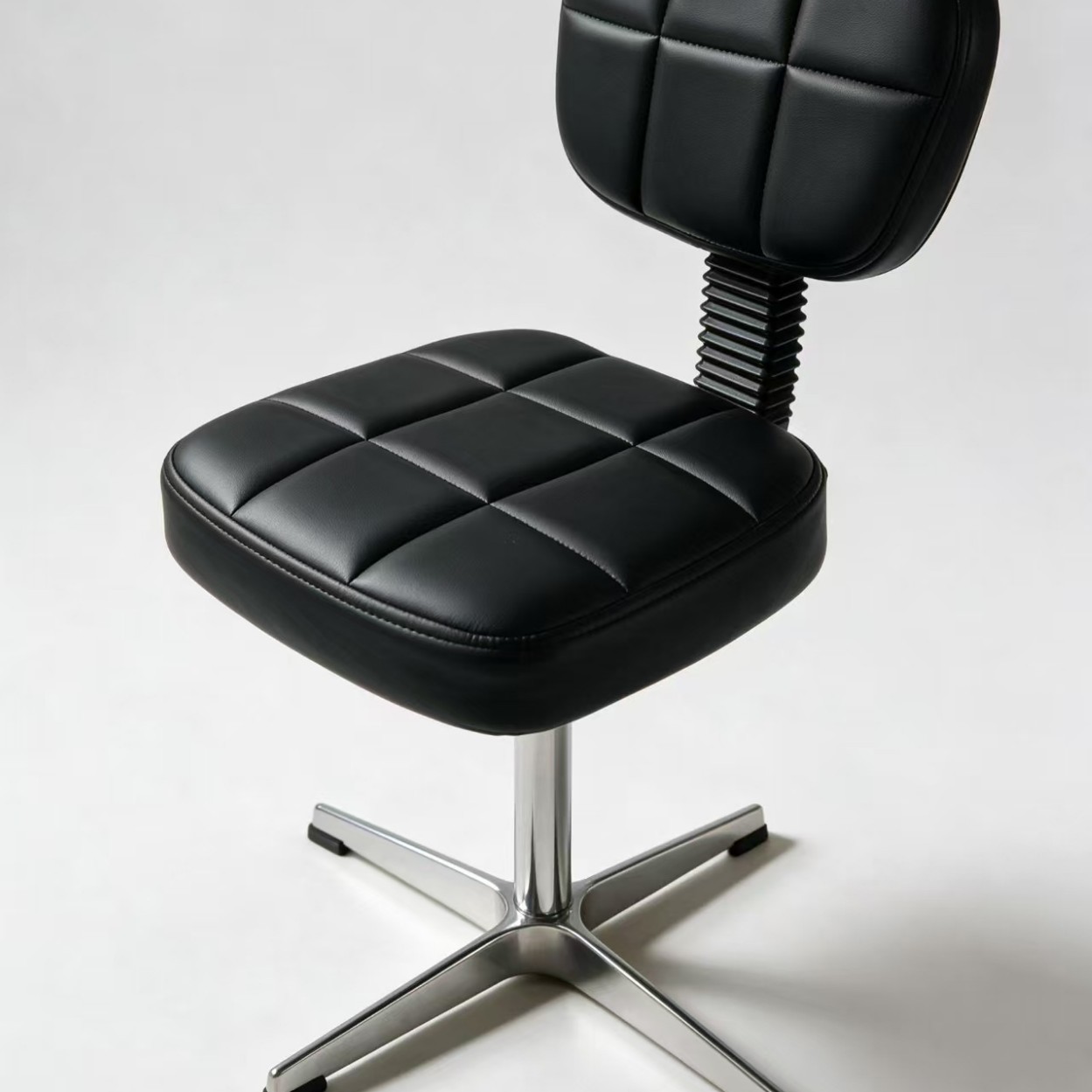 HYS beauty stool backrest pull - огляд і ціна Beauty Works Makeup