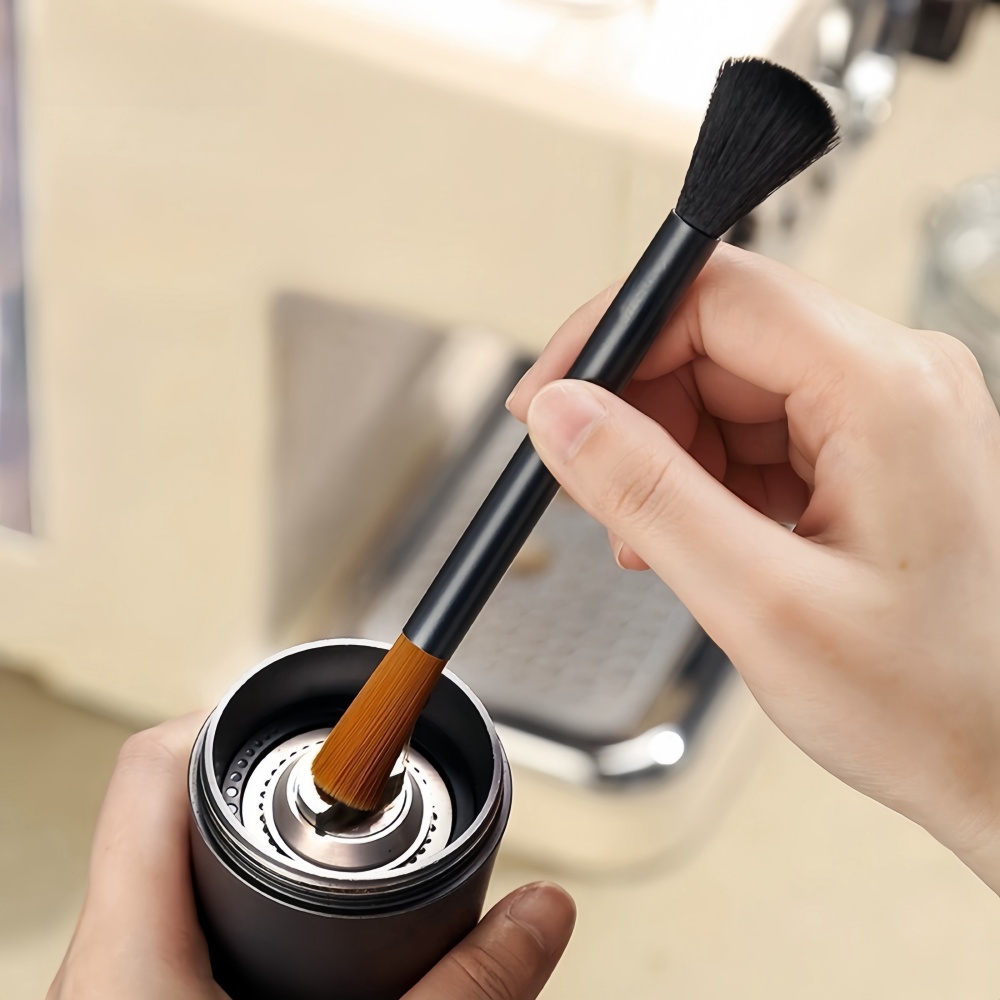Coffee Grinder Aluminum Tube D - огляд і ціна Blush Brush Kabuki
